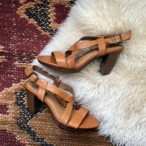 Clarks Soft Comfort heels